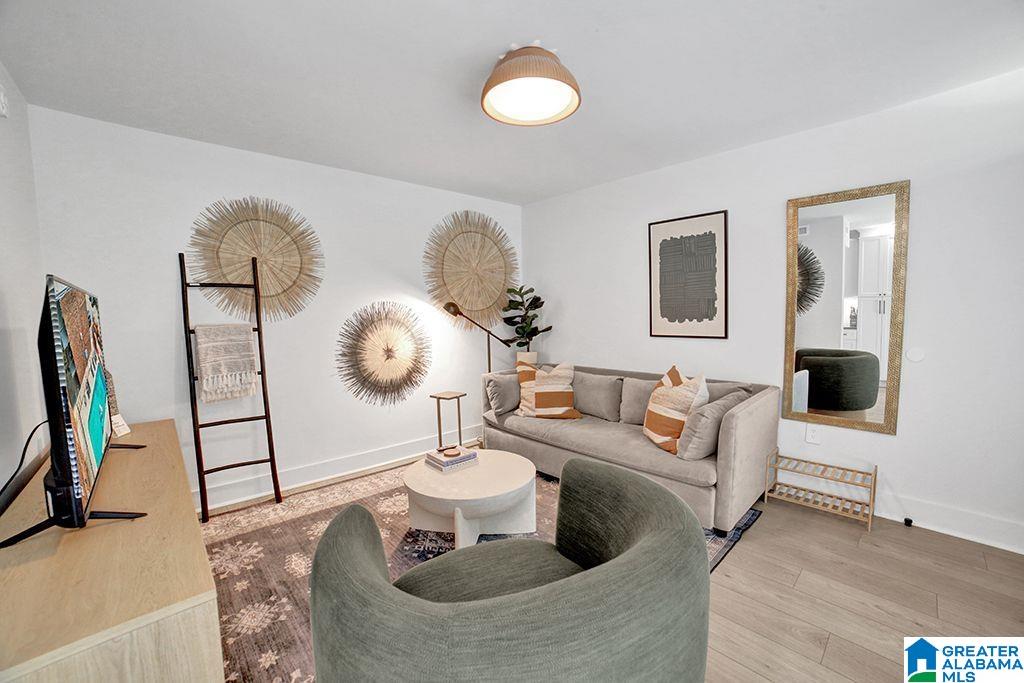 2990 Rhodes Circle South, Unit 206 Birmingham, AL 35205 - Photo 7 of 16