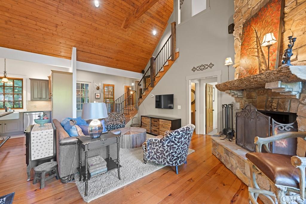 392 Rendezvous Ridge Cashiers, NC 28717 - Photo 20 of 75 Gallery Image 20