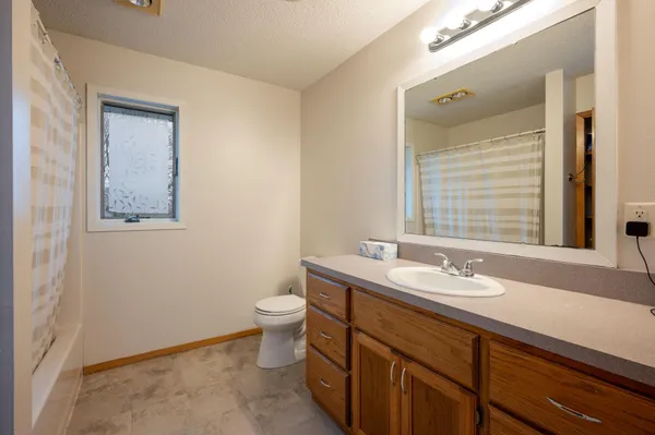 $449,000 | 3819 Cedar Creek Court, Fairmont, MN 56031