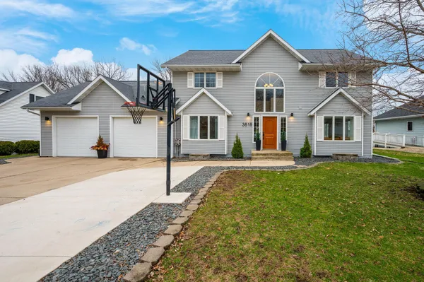 $459,000 | 3819 Cedar Creek Court, Fairmont, MN 56031