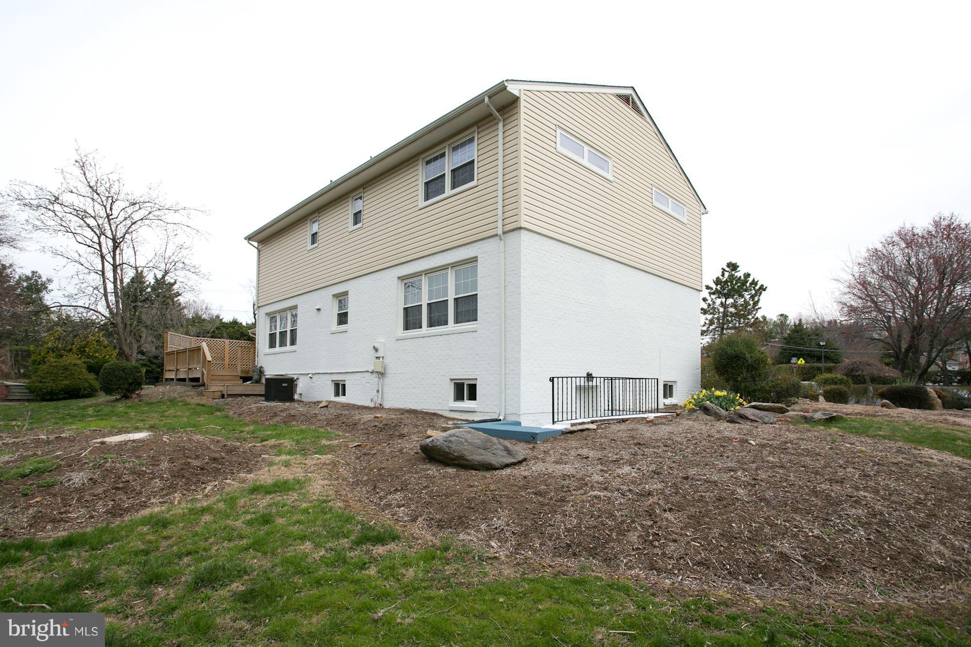 8107 Falstaff Road McLean, VA 22102 - Photo 29 of 29 Exterior (Rear)