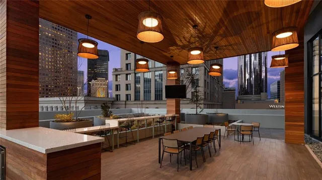 $2,481 | 161 Peachtree Center Avenue Northeast, Unit 2X2, Atlanta, GA 30303