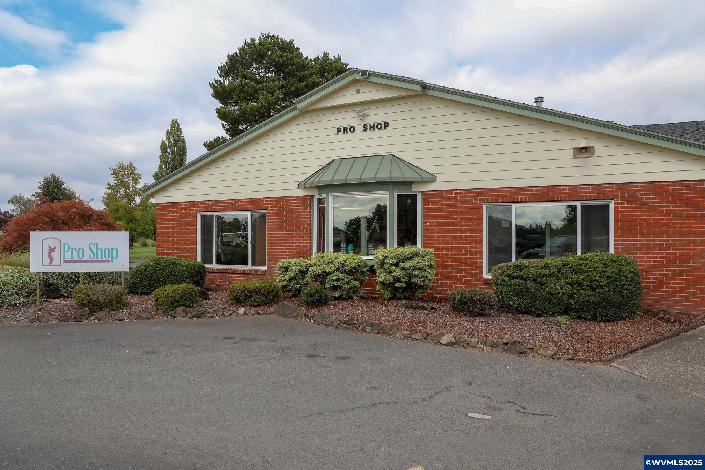 1212 Quinn Road Woodburn, OR 97071 - Photo 30 of 38 Gallery Image 30