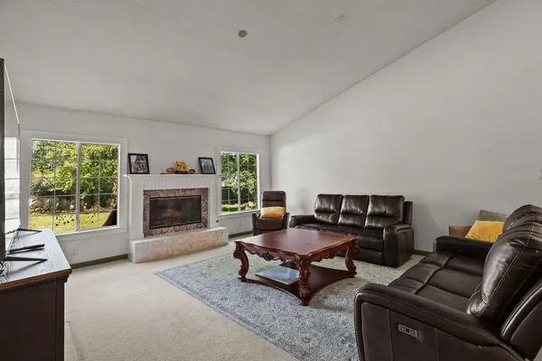 $630,000 | 2366 Templeton Drive, Redding, CA 96002