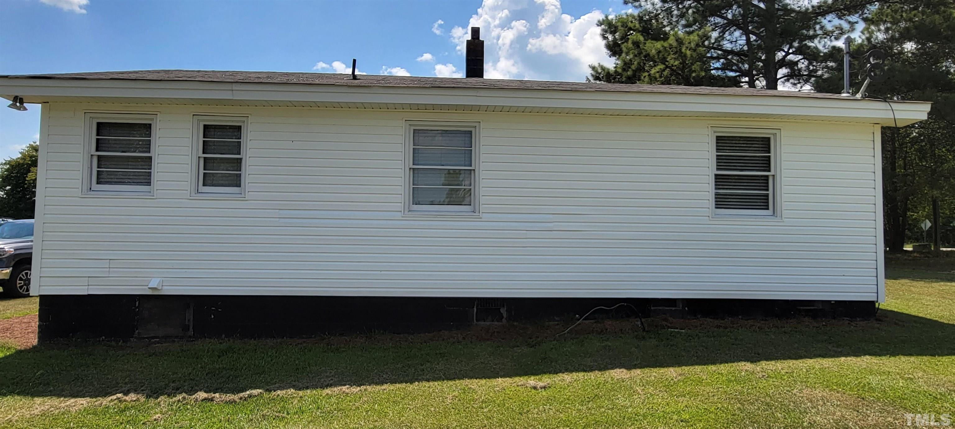 8143 Raleigh Road Benson, NC 27504 - Photo 26 of 30 Gallery Image 26