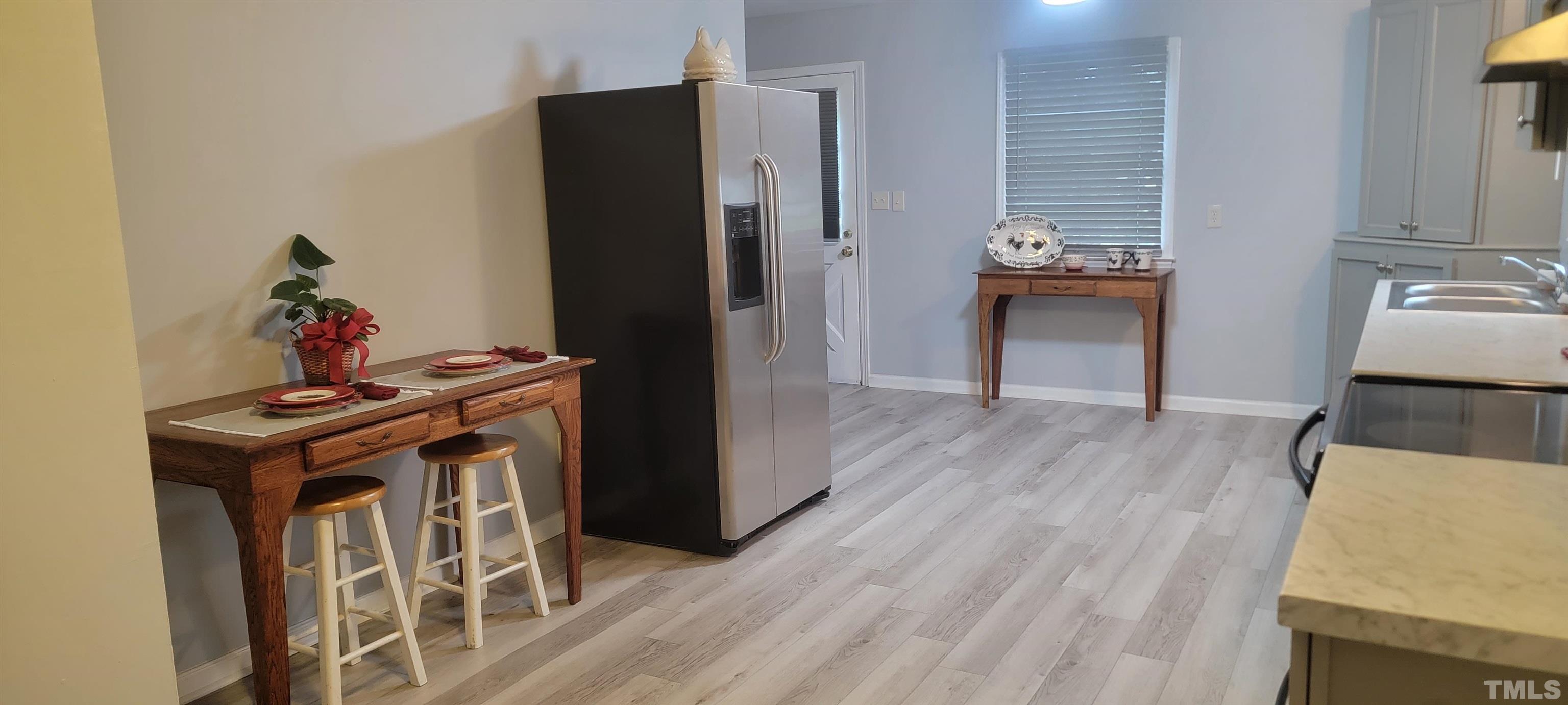 8143 Raleigh Road Benson, NC 27504 - Photo 5 of 30 Gallery Image 5