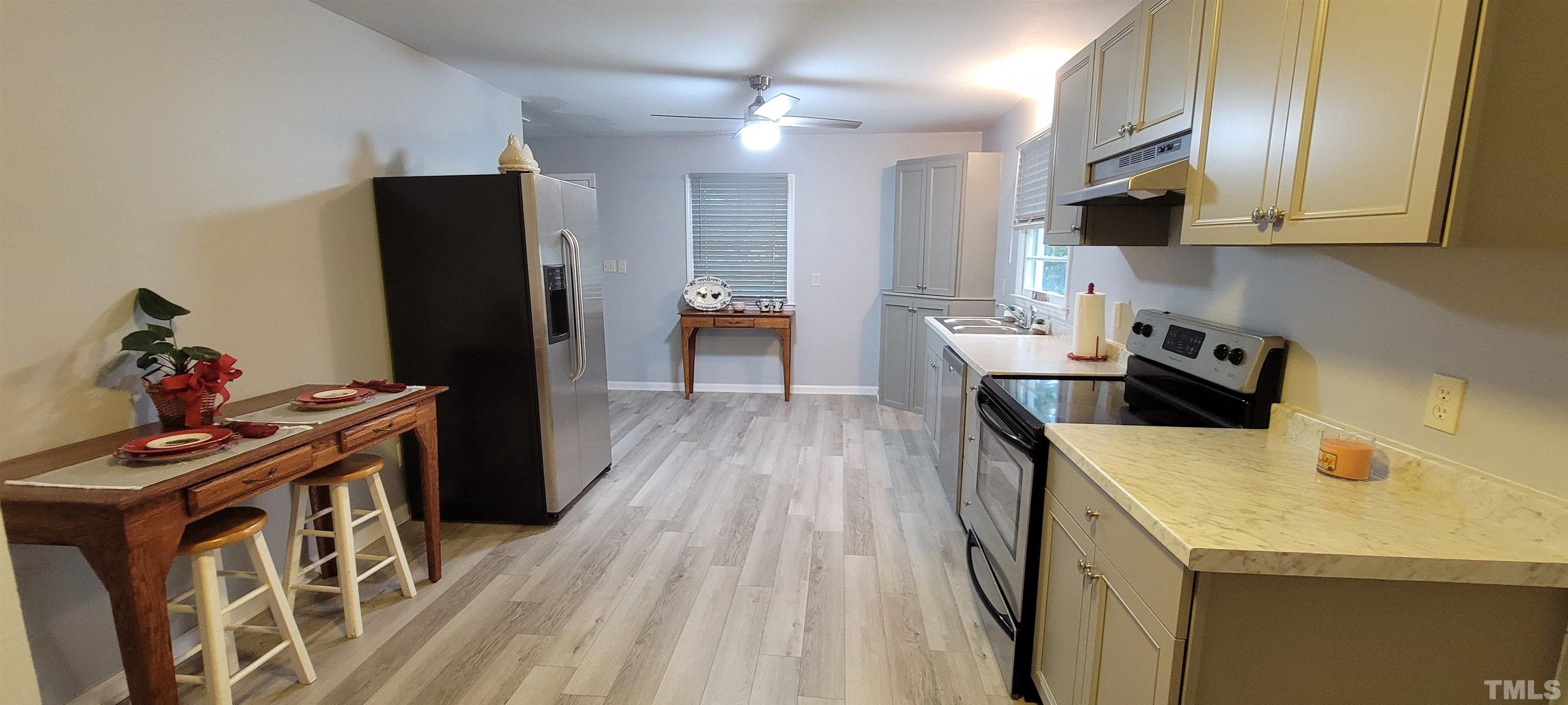 8143 Raleigh Road Benson, NC 27504 - Photo 7 of 30 Gallery Image 7