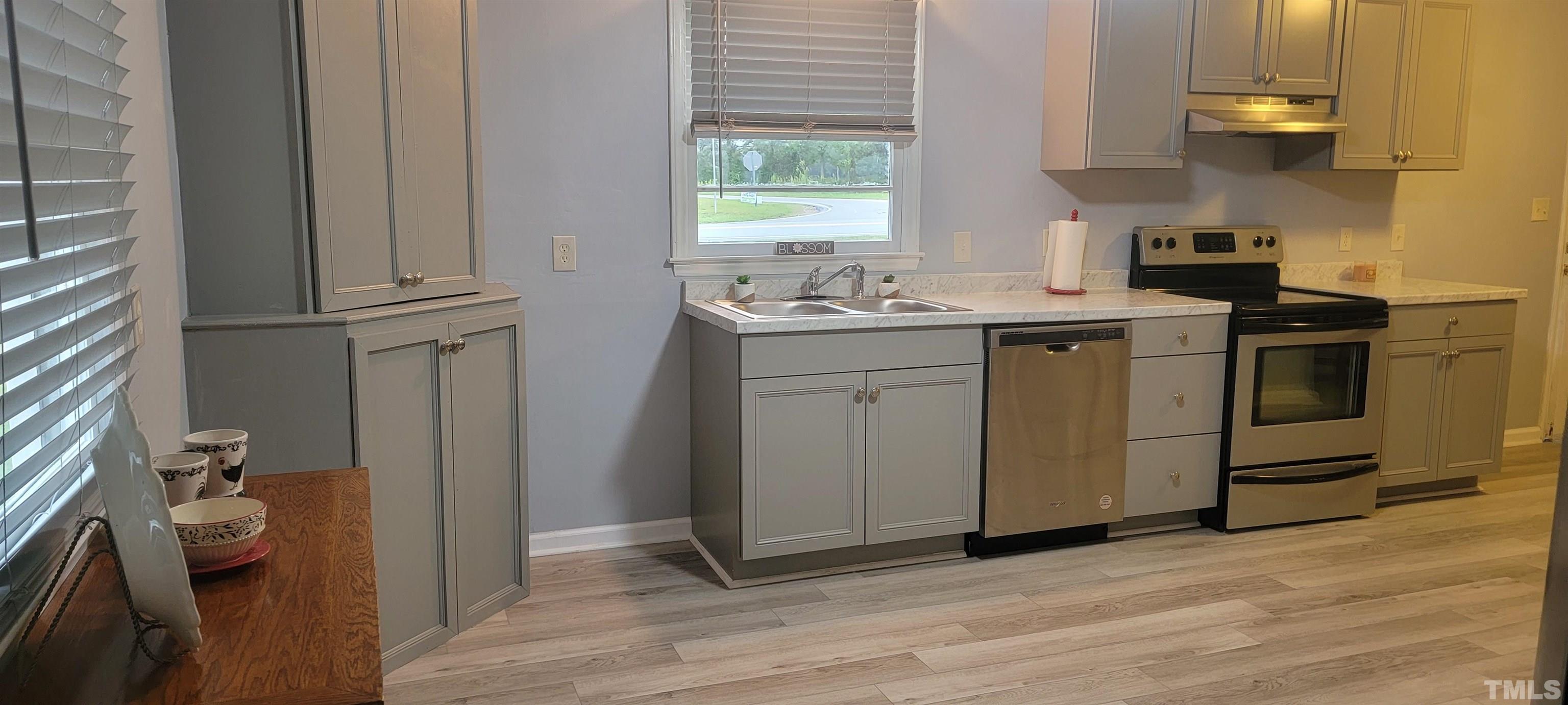 8143 Raleigh Road Benson, NC 27504 - Photo 9 of 30 Gallery Image 9
