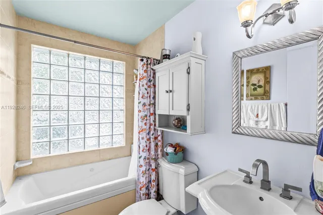 $3,800 | 7464 Pinewalk Drive South, Unit 8118, Margate, FL 33063