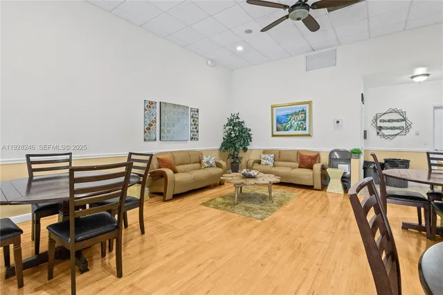 $3,800 | 7464 Pinewalk Drive South, Unit 8118, Margate, FL 33063