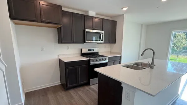 $333,990 | 2216 Davidson Way, Yorkville, IL 60560