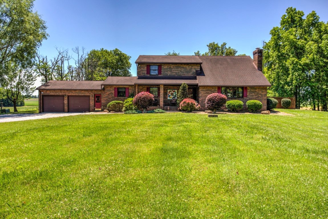 211 East Tennyson Road Boonville, IN 47601 - Photo 1 of 36 Gallery Image 1