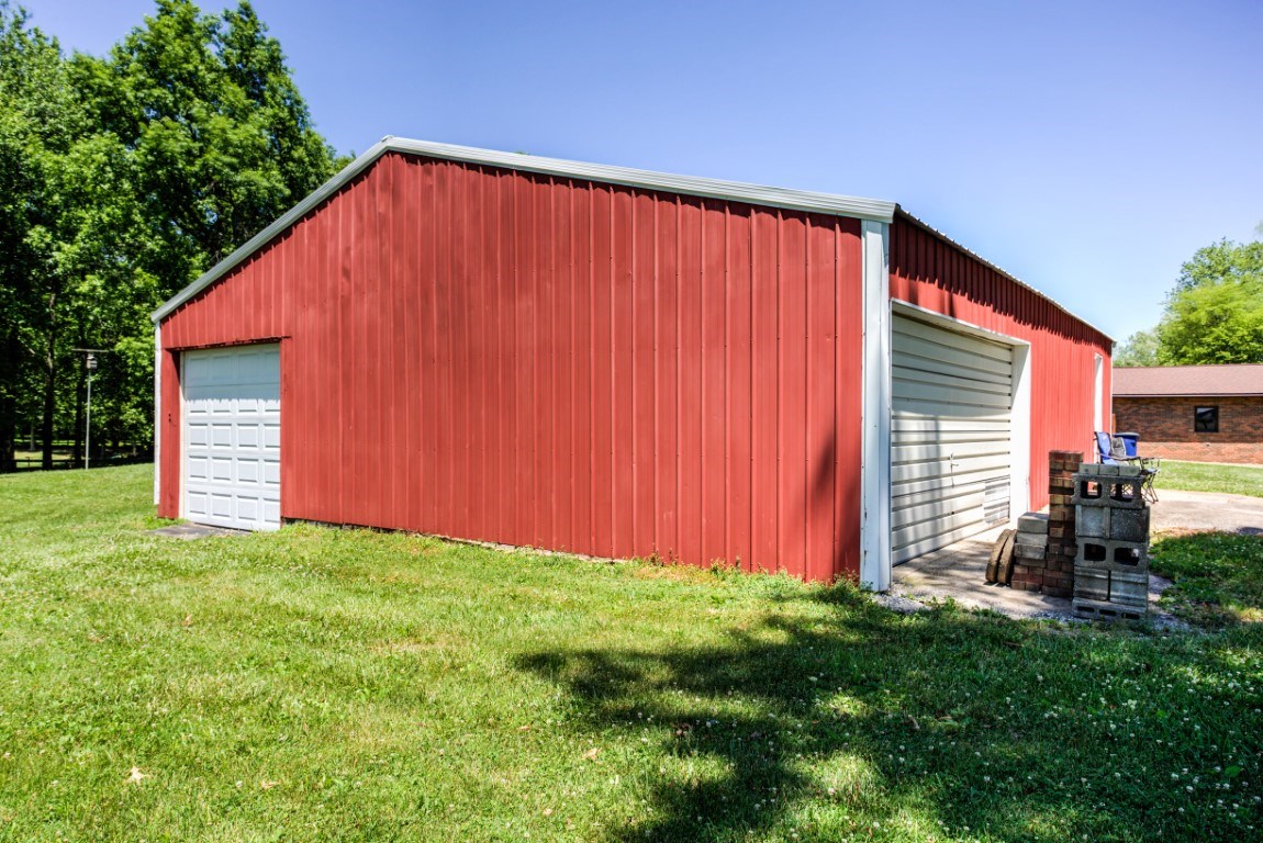 211 East Tennyson Road Boonville, IN 47601 - Photo 33 of 36 Gallery Image 33