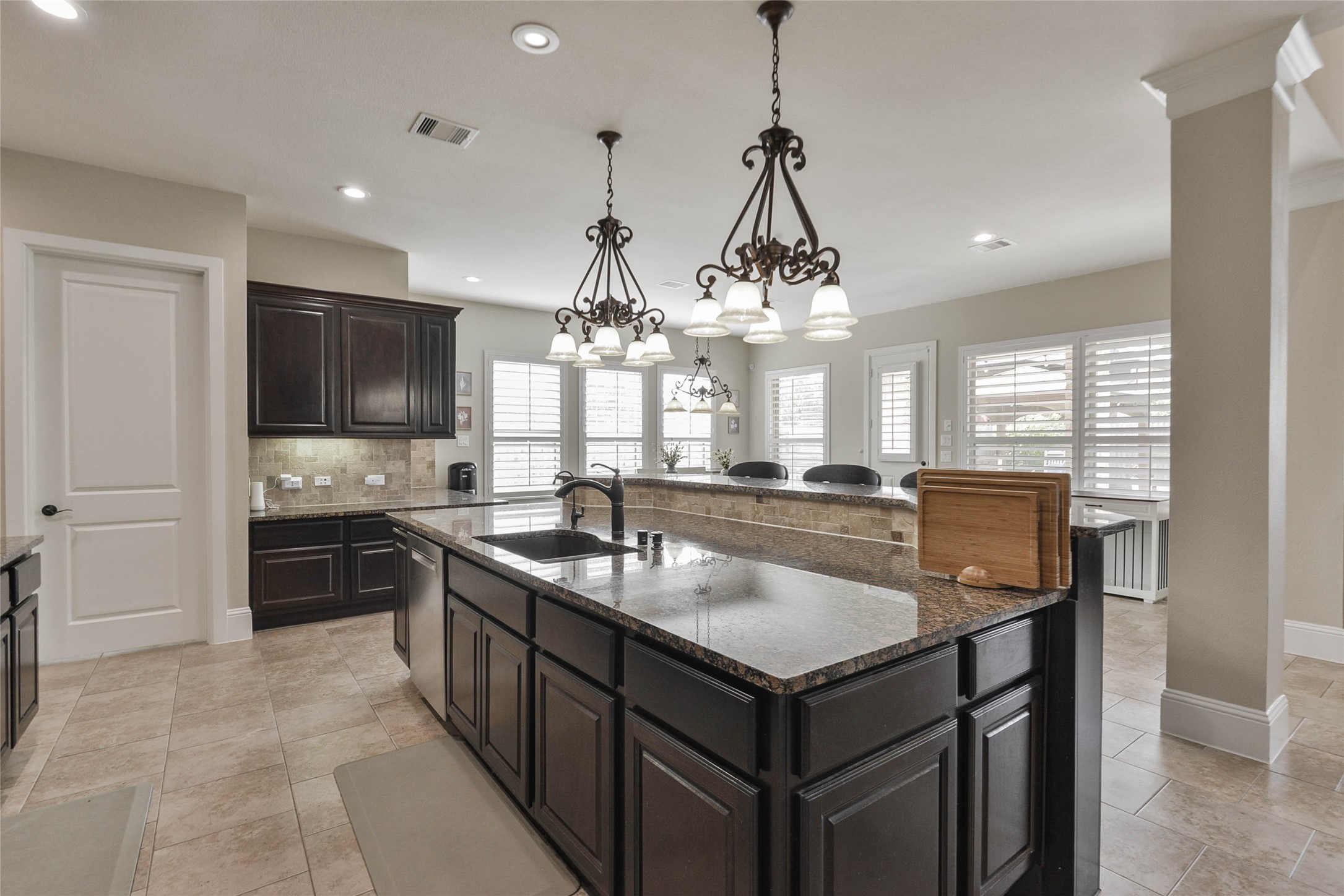 6827 Birdseye Maple Lane Spring, TX 77389 - Photo 16 of 46