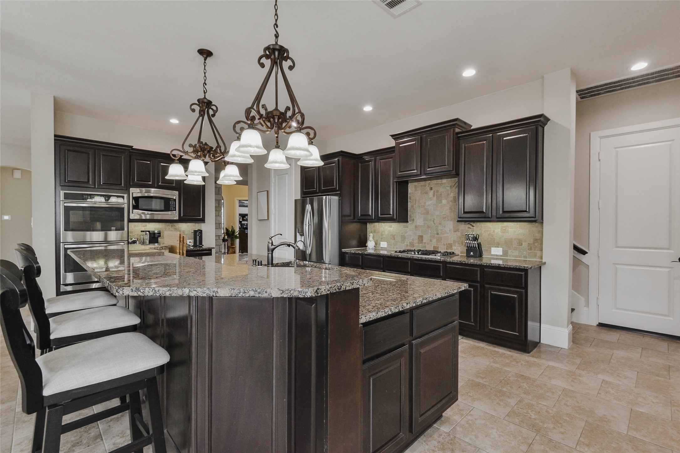 6827 Birdseye Maple Lane Spring, TX 77389 - Photo 3 of 46