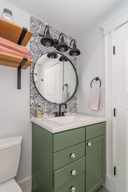238 Warren Road Framingham, MA 01702 - Photo 17 of 29 Gallery Image 17