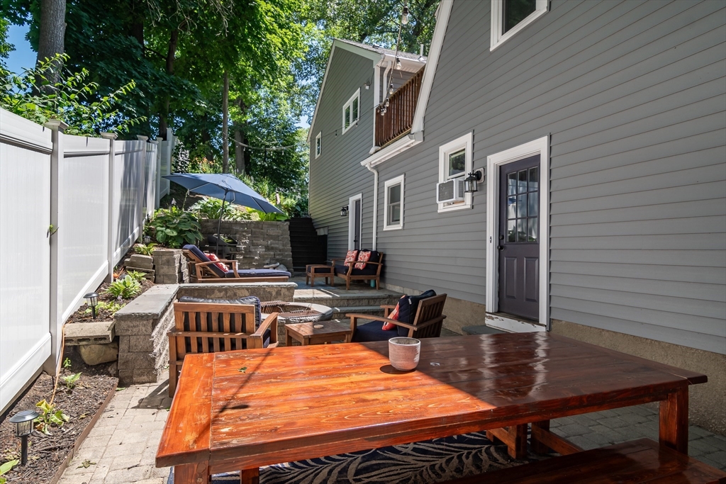 238 Warren Road Framingham, MA 01702 - Photo 23 of 29 Gallery Image 23
