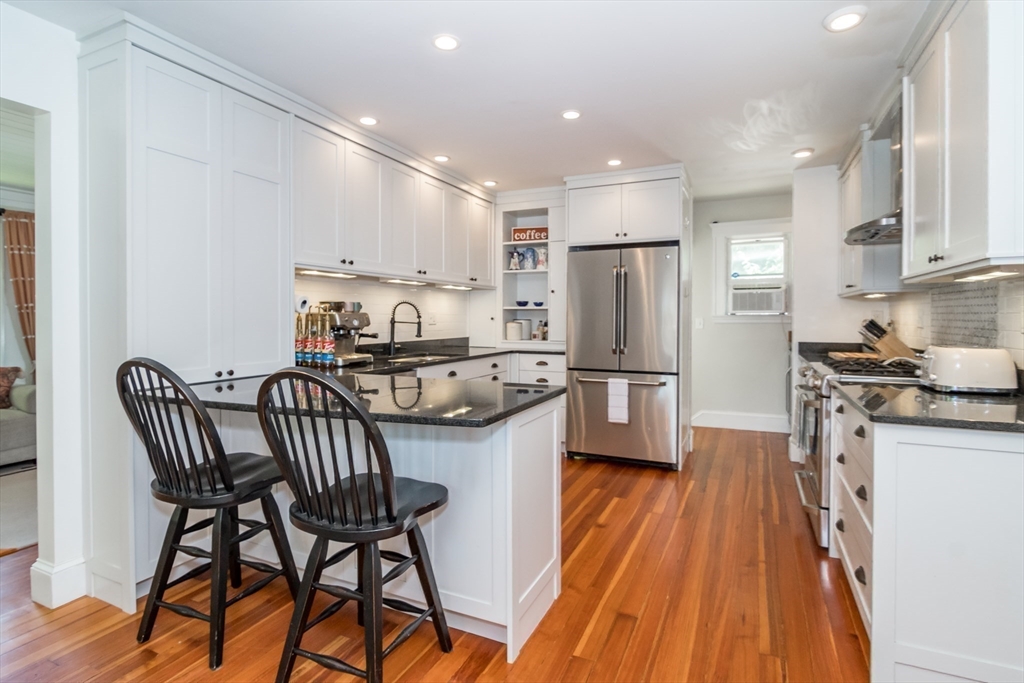 238 Warren Road Framingham, MA 01702 - Photo 6 of 29 Gallery Image 6