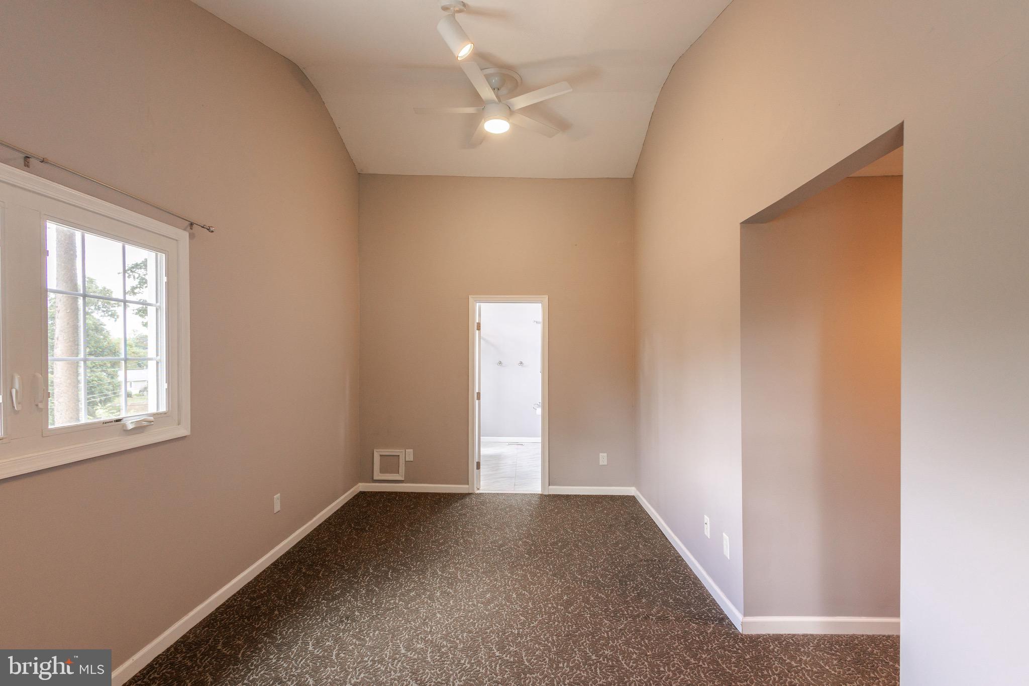 42205 Ridge Road Mechanicsville, MD 20659 - Photo 41 of 59 Master bedroom