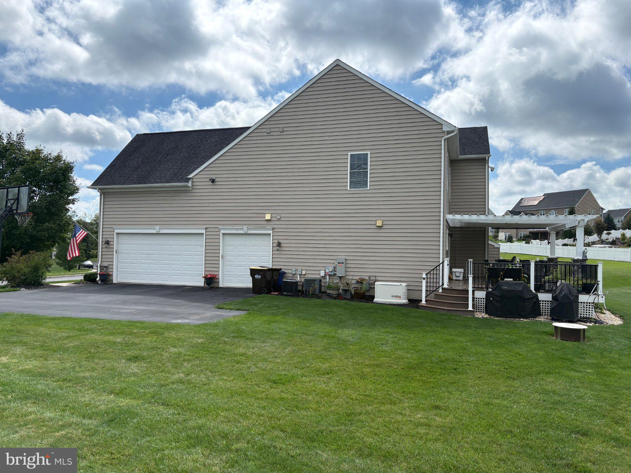 4165 Thompsondale Road Coopersburg, PA 18036 - Photo 3 of 50 Gallery Image 3