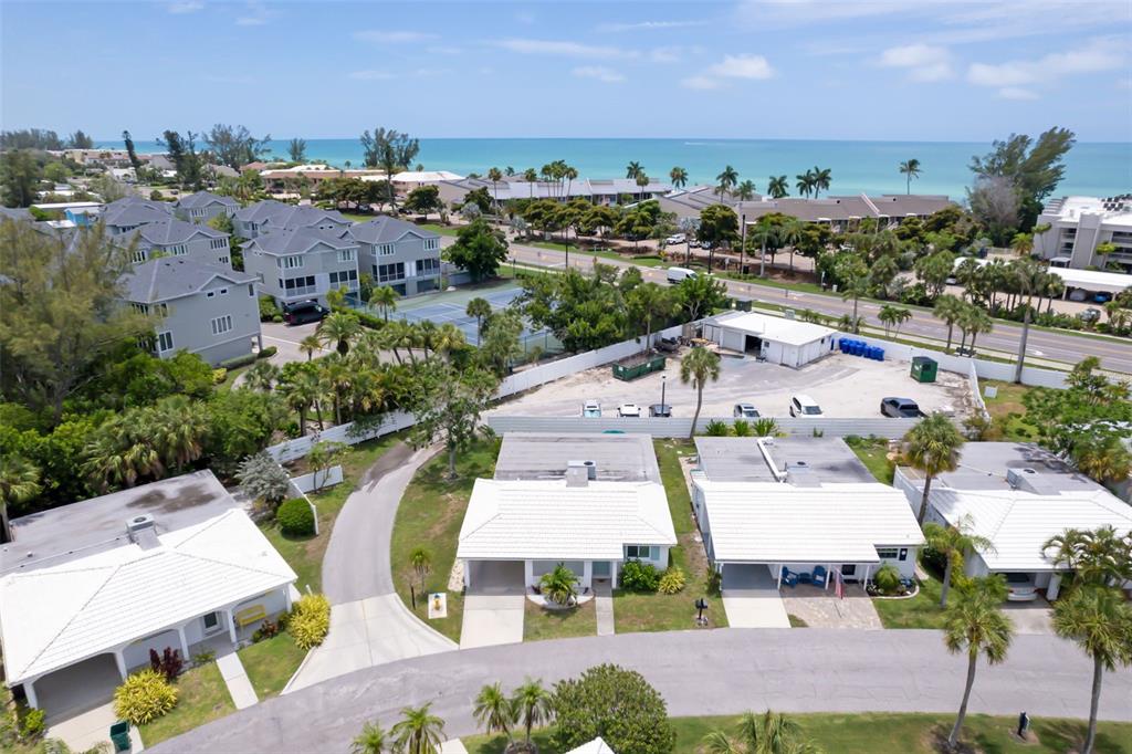 546 Spanish Drive South Longboat Key, FL 34228 - Photo 39 of 57