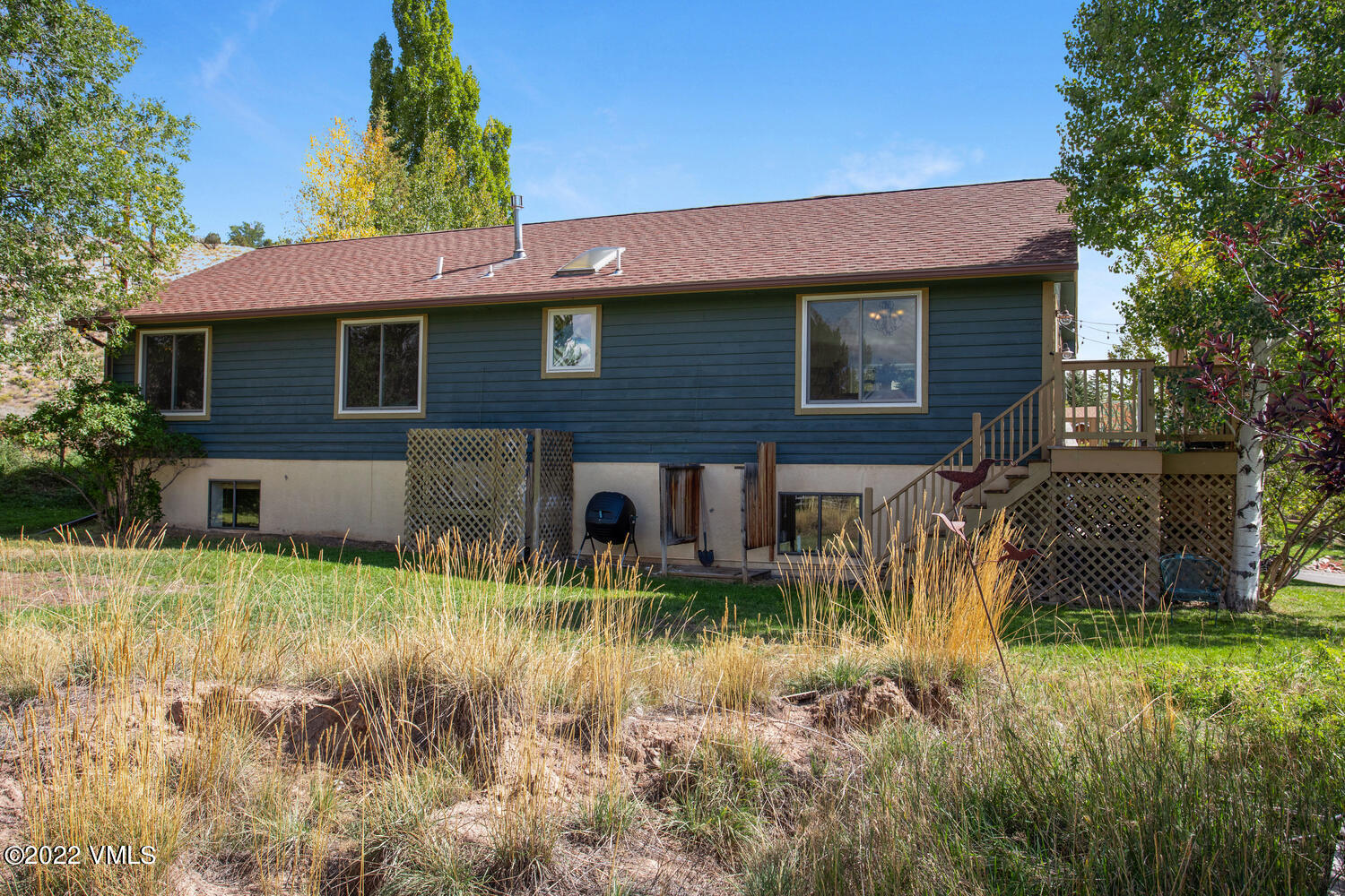 3 Canvas Back Eagle, CO 81631 - Photo 25 of 26 a backyard of a house with lots of green space