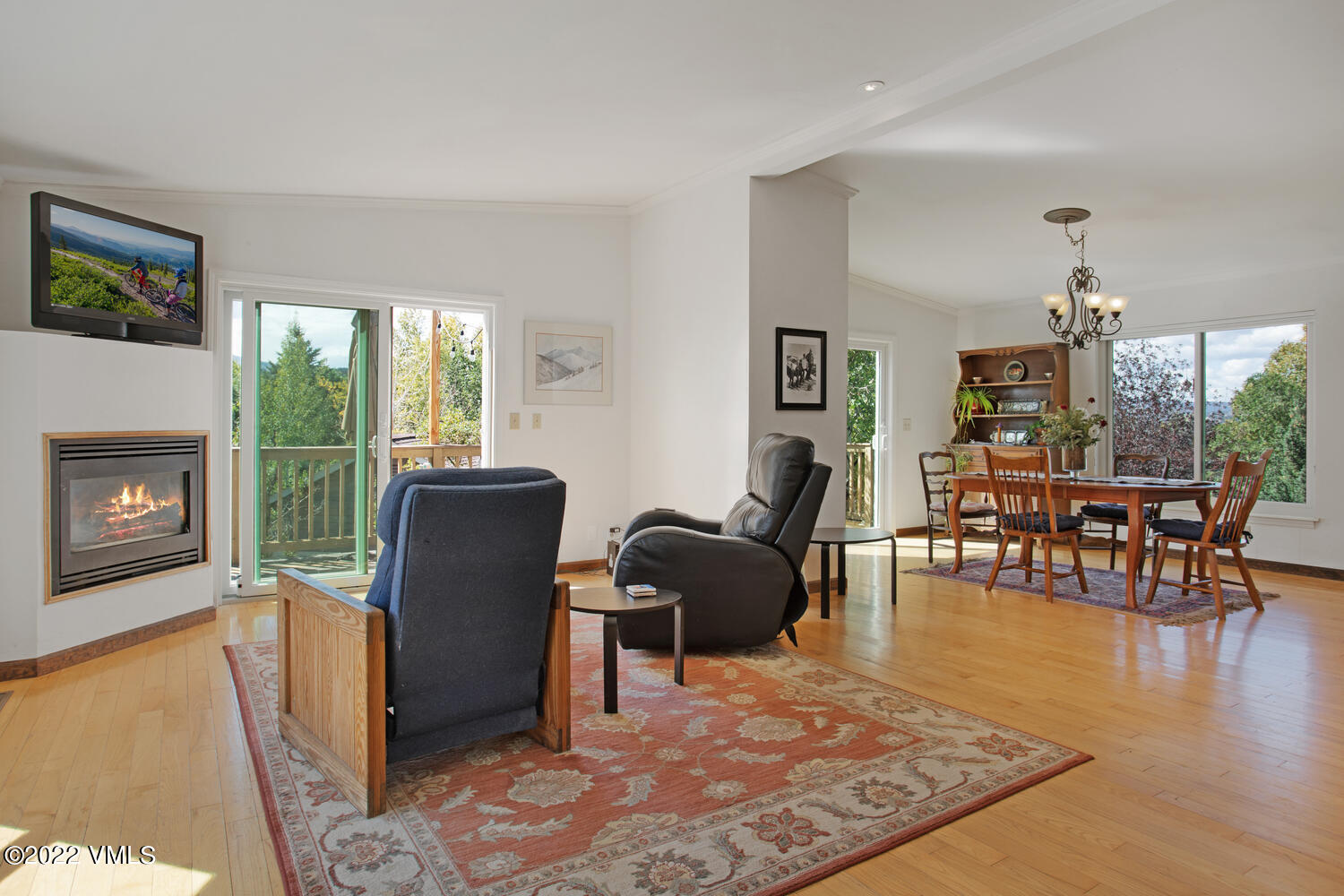 3 Canvas Back Eagle, CO 81631 - Photo 3 of 26 a living room with furniture rug and window