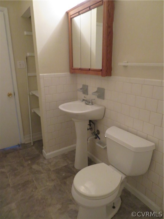 5232 Castlewood Road, Unit B North Chesterfield, VA 23234 - Photo 15 of 21 Gallery Image 15