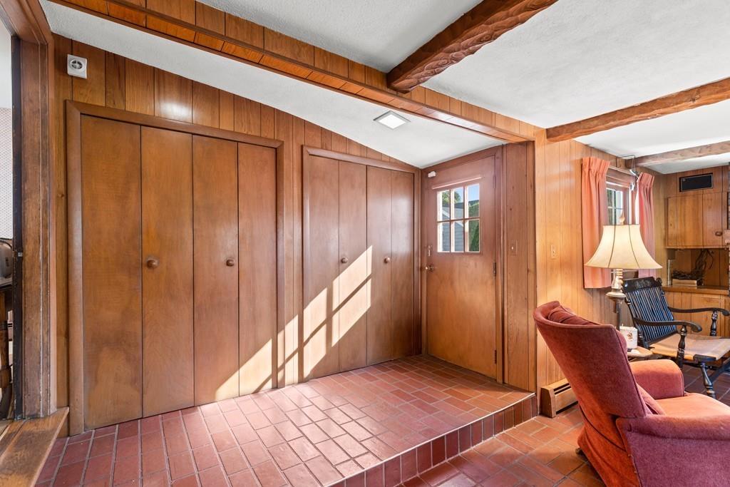 21 Canterbury Road Marblehead, MA 01945 - Photo 12 of 29 Gallery Image 12