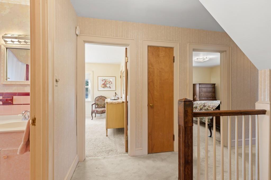 21 Canterbury Road Marblehead, MA 01945 - Photo 20 of 29 Gallery Image 20