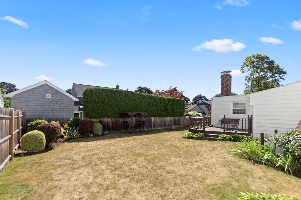 21 Canterbury Road Marblehead, MA 01945 - Photo 28 of 29 Gallery Image 28