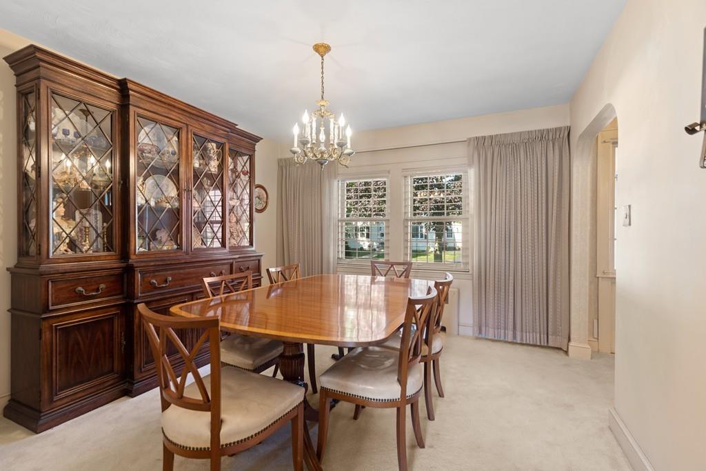 21 Canterbury Road Marblehead, MA 01945 - Photo 8 of 29 Gallery Image 8