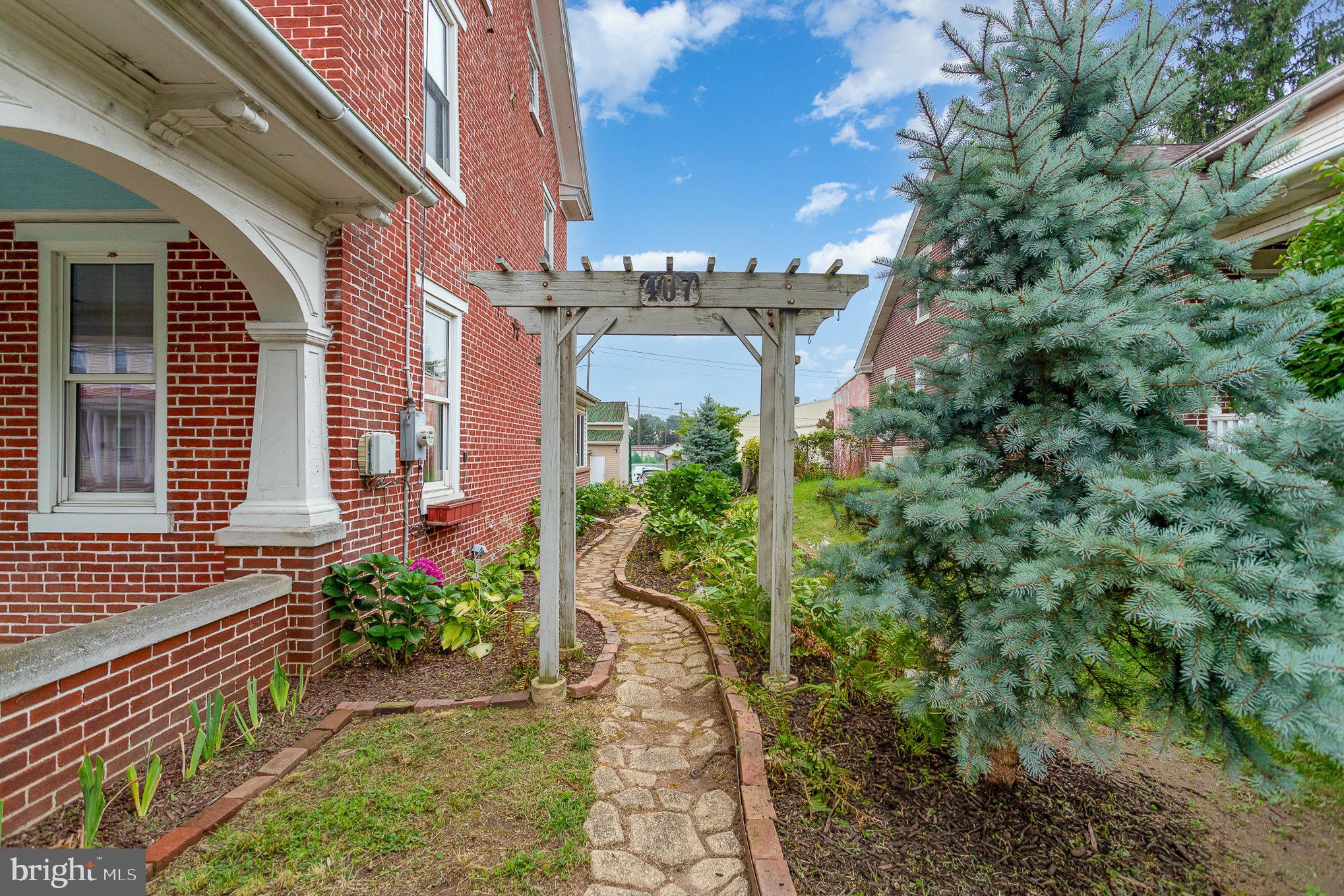 407 East Derry Road Hershey, PA 17033 - Photo 33 of 48 a view of a pathway both side of house