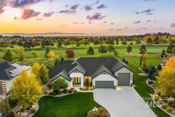 $1,180,000 | 22618 Aura Vista Way, Caldwell, ID 83607