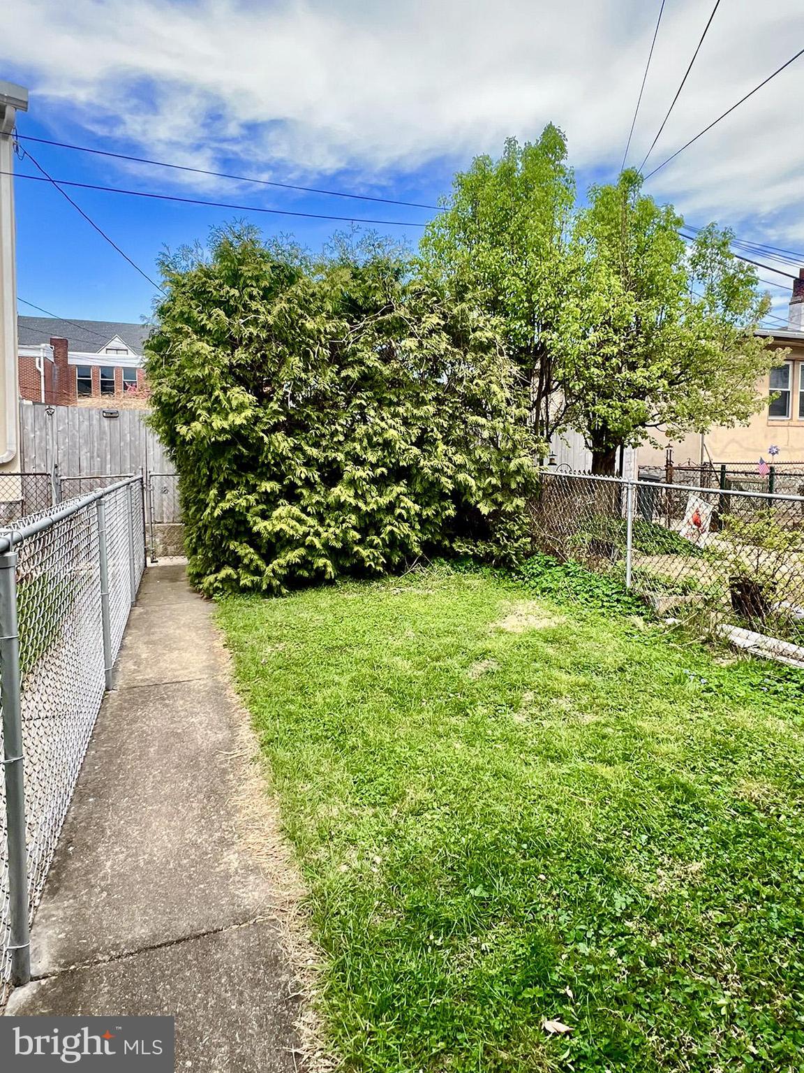 349 Chestnut Street West Reading, PA 19611 - Photo 23 of 23 a view of a garden with an outdoor seating
