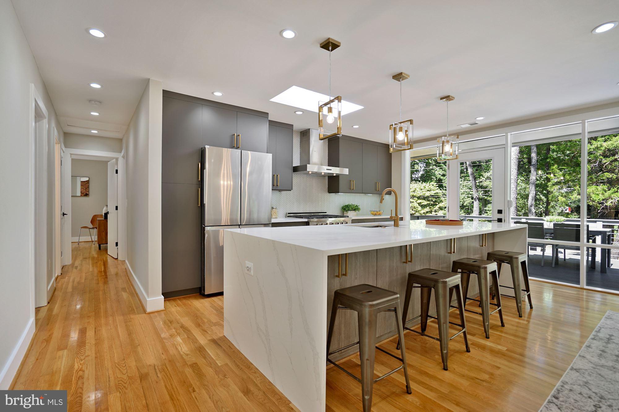 7423 Saville Court Alexandria, VA 22307 - Photo 13 of 45