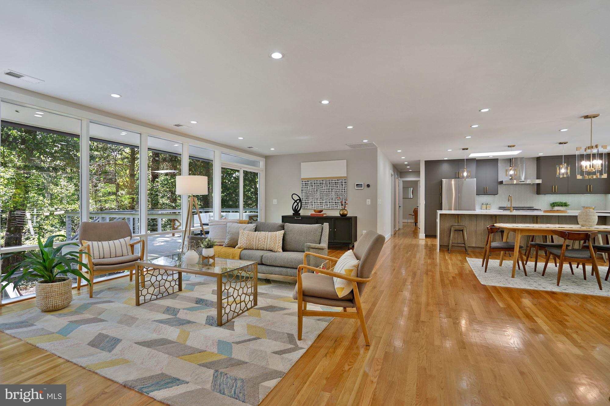 7423 Saville Court Alexandria, VA 22307 - Photo 5 of 45