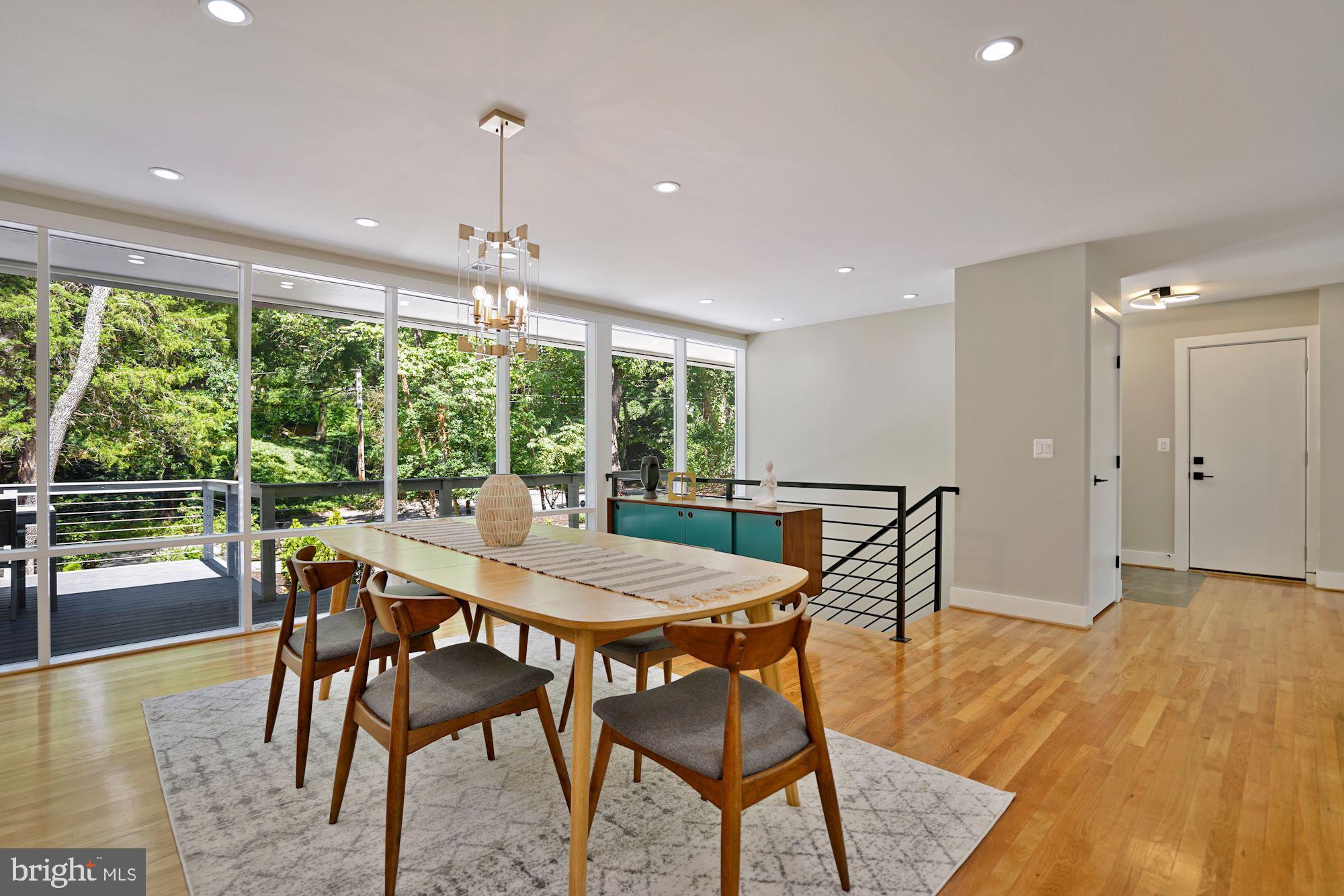 7423 Saville Court Alexandria, VA 22307 - Photo 9 of 45