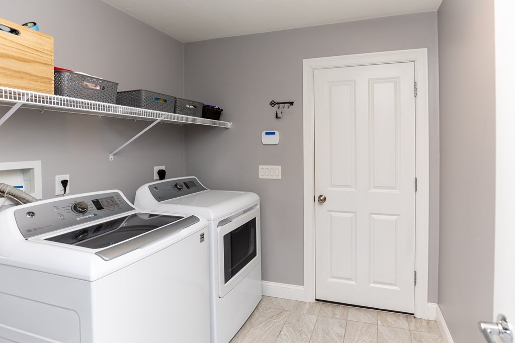 7 Pond Edge Trail Wareham, MA 02571 - Photo 16 of 30 a utility room with dryer and washer