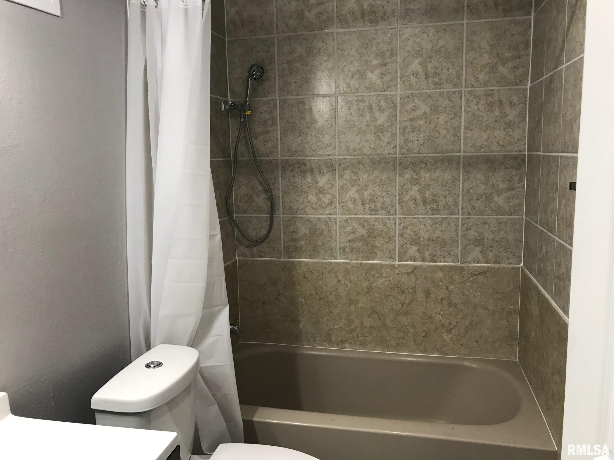 3030 South 3rd Street Springfield, IL 62703 - Photo 18 of 26
