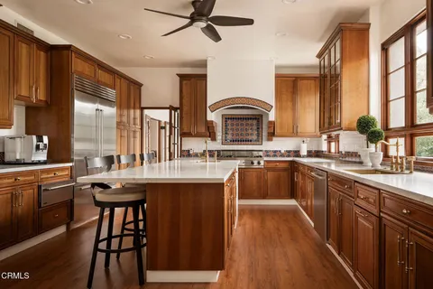 $3,580,000 | 201 La Vereda Road, Pasadena, CA 91105