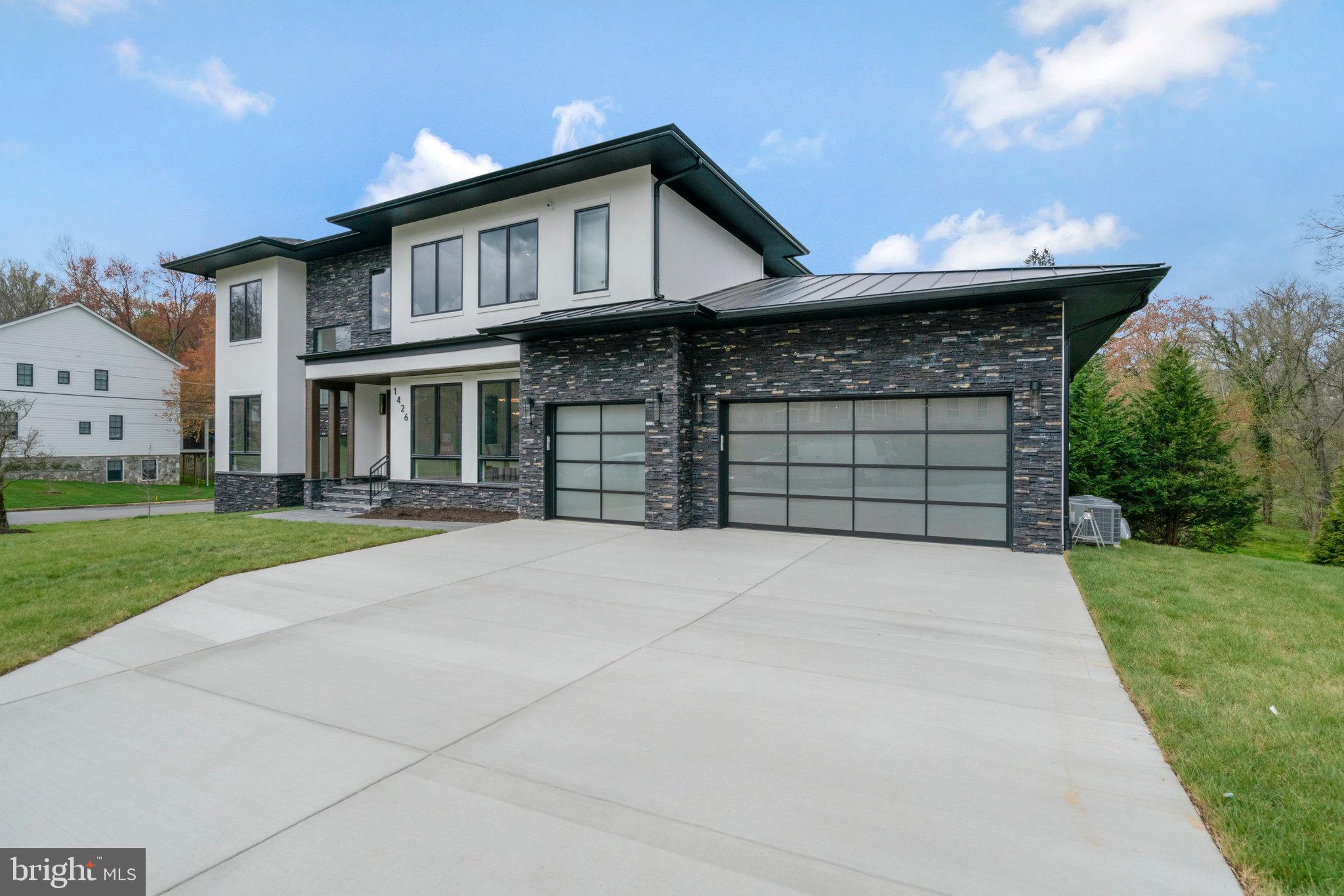 1426 Cola Drive McLean, VA 22101 - Photo 3 of 73 Spacious driveway with 4-car garage