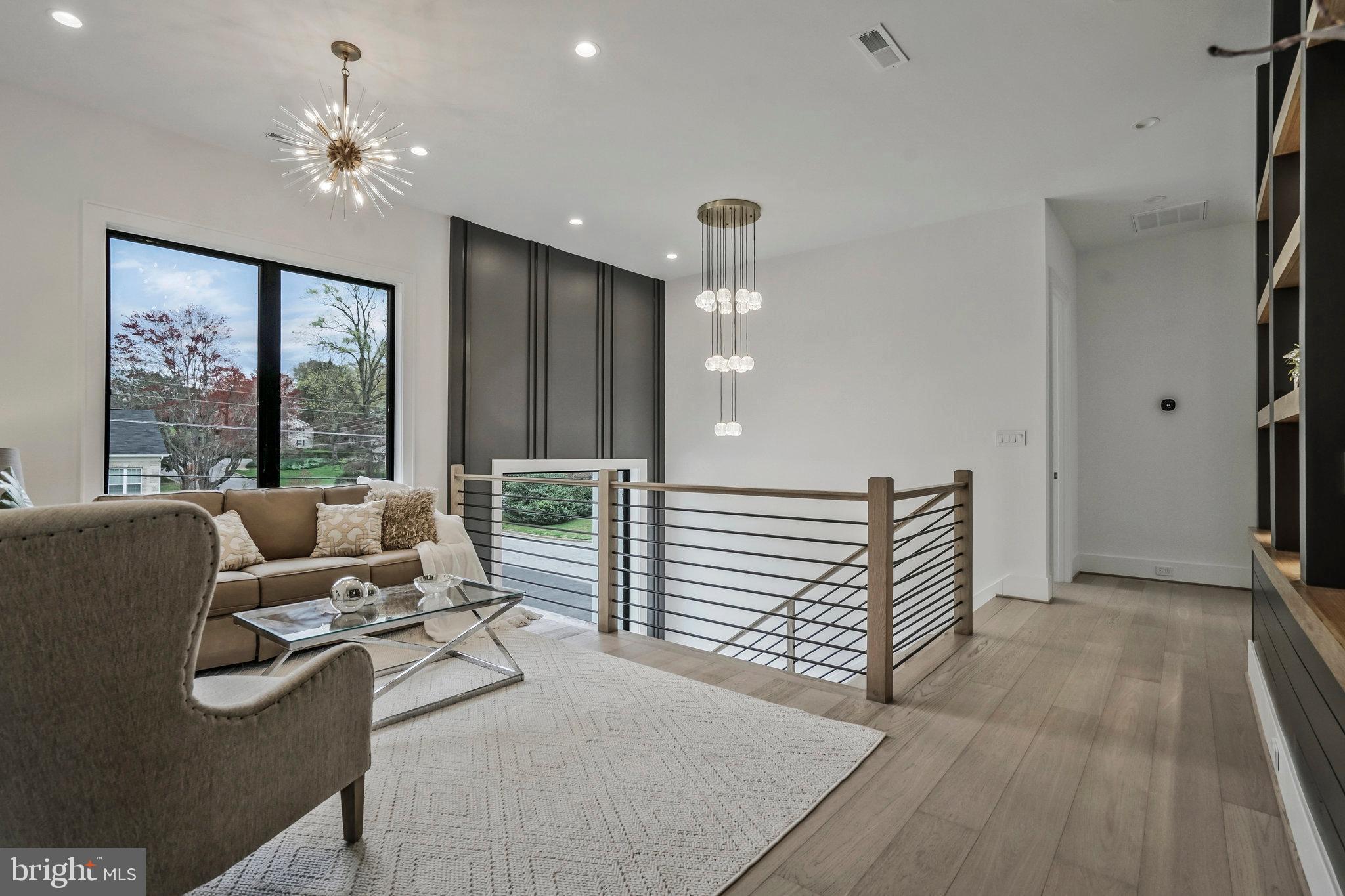 1426 Cola Drive McLean, VA 22101 - Photo 37 of 73 Second level family room