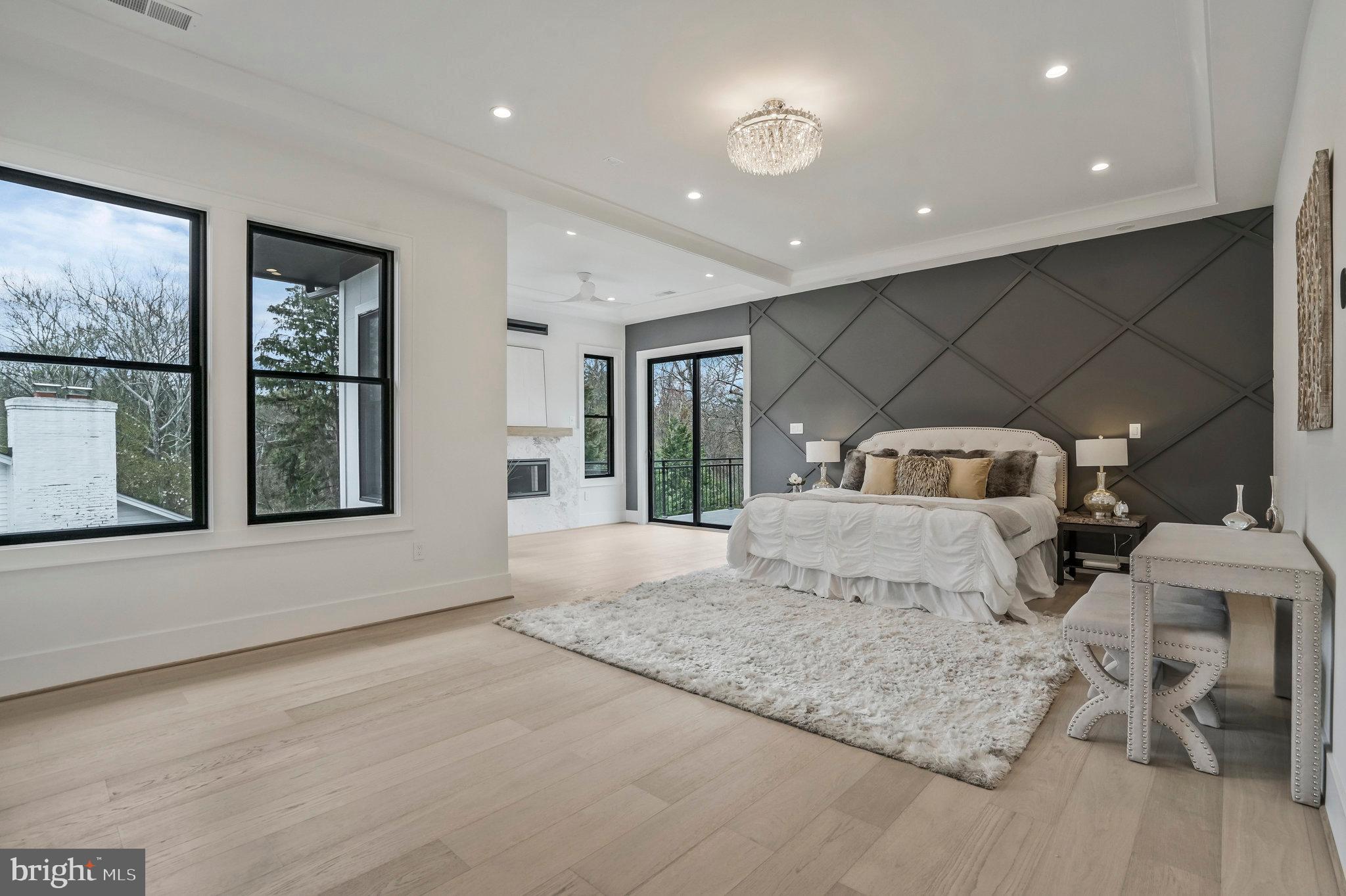 1426 Cola Drive McLean, VA 22101 - Photo 41 of 73 with separate seating area