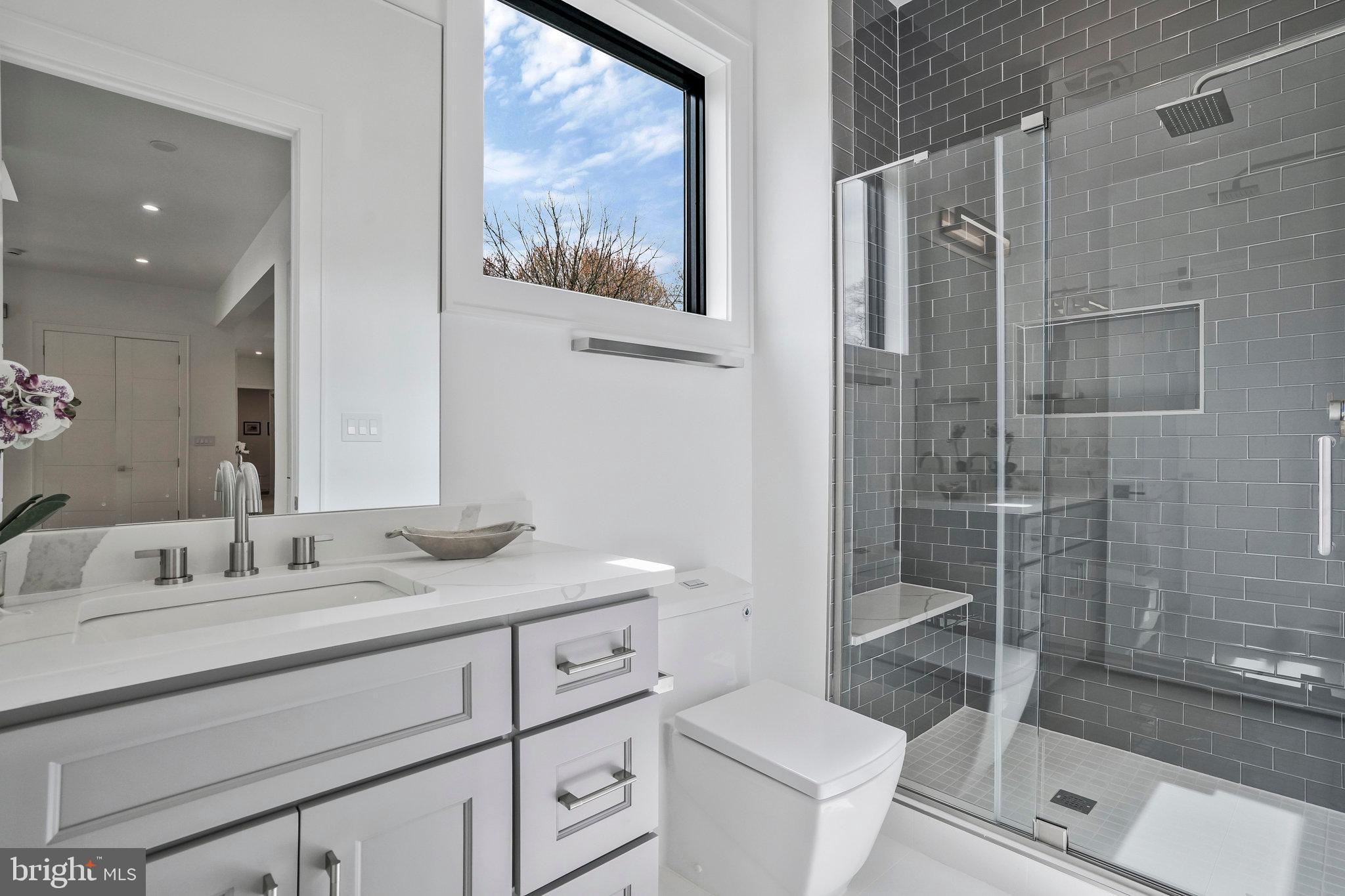 1426 Cola Drive McLean, VA 22101 - Photo 50 of 73 with full bathroom