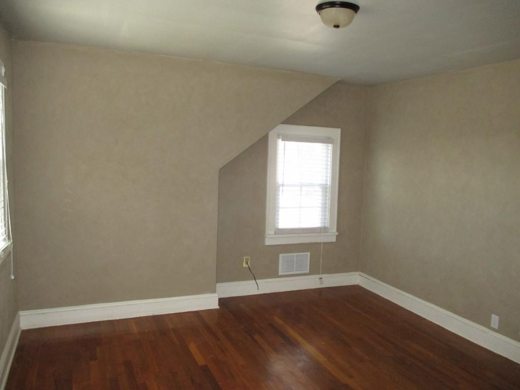 2940 Cliffside Road Kingsport, TN 37664 - Photo 20 of 36 Bedroom 2