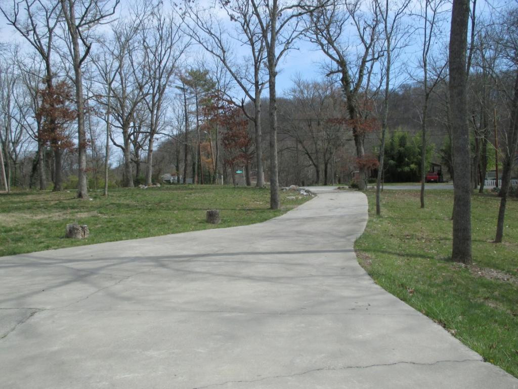 2940 Cliffside Road Kingsport, TN 37664 - Photo 28 of 36 Photo 28