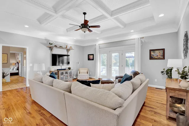 $695,000 | 3831 Sycamore Bend Court, Columbus, IN 47203