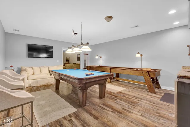 $695,000 | 3831 Sycamore Bend Court, Columbus, IN 47203