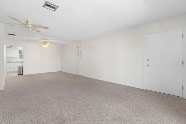 $1,450 | 2023 South Seacrest Boulevard, Unit C, Boynton Beach, FL 33435